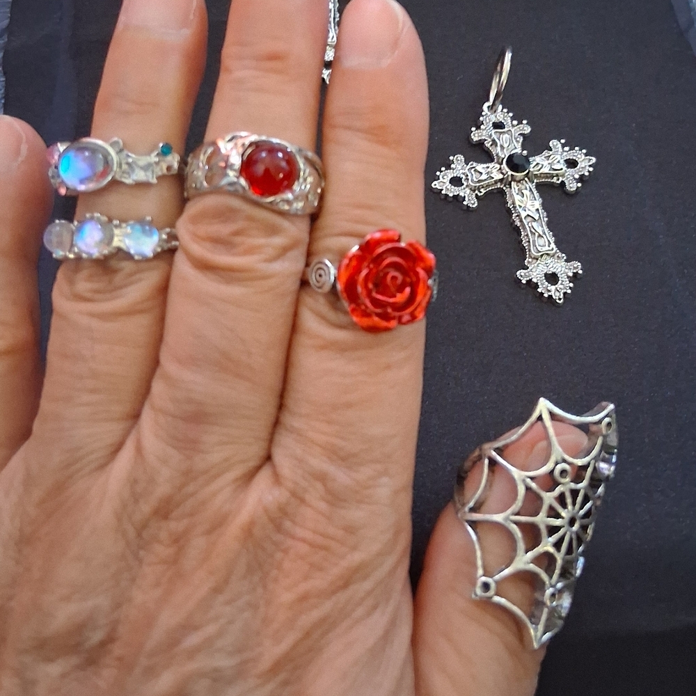 GOTHIC JEWELRY SILVERTONE - Picture 3 of 6
